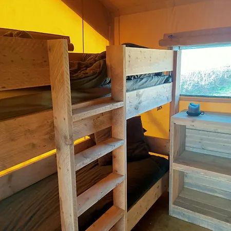 Luxury tent Hoeve Linnerveld