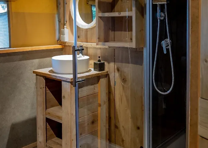 Hoeve Linnerveld خيمة فخمة Merum